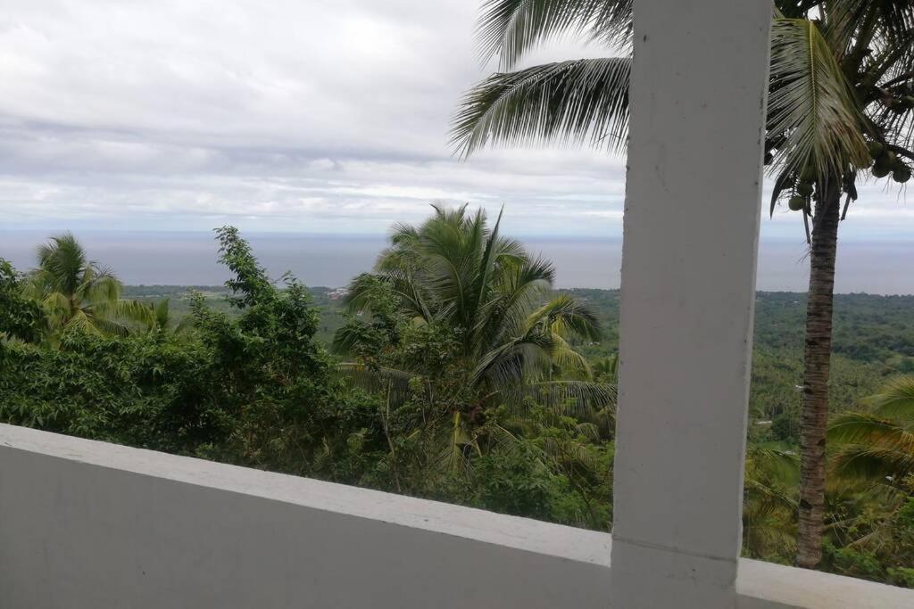 Ferienwohnung The Balcony Of The Camiguin Island Mambajao Exterior foto